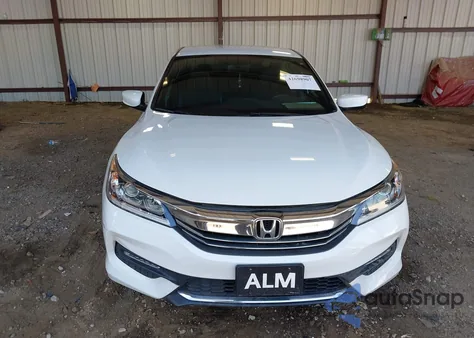 2016 Honda Accord Sport z USA, uszkodzony, nr VIN 1HGCR2F53GA188620